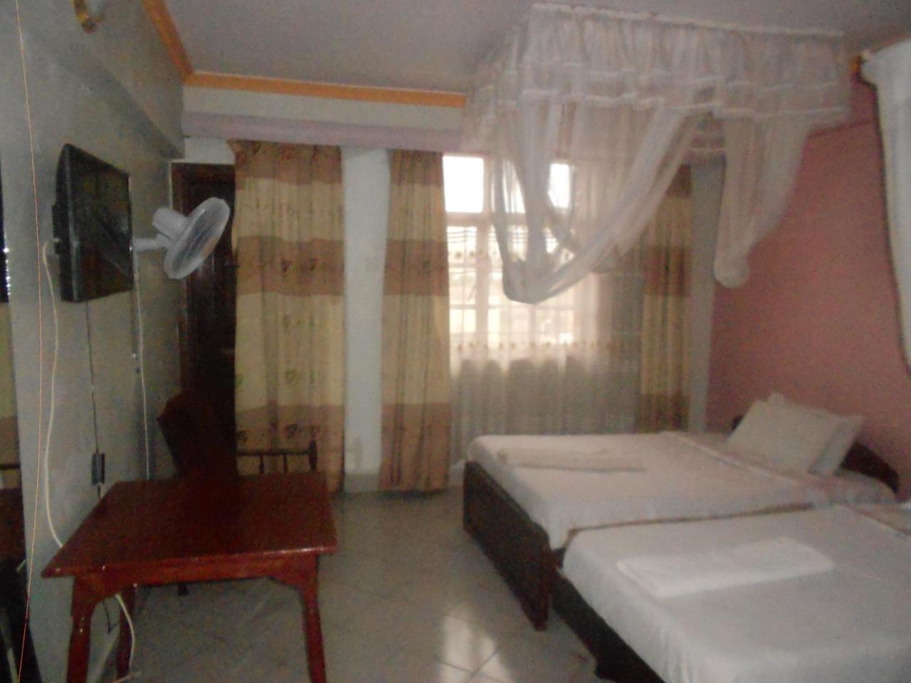 Riversand Hotel & Self Catering Hostel Kisumu Exterior photo